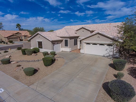 3rd image of 6894 W Honeysuckle Dr