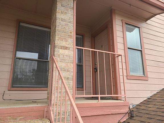 2nd image of 5028 Winder Ct