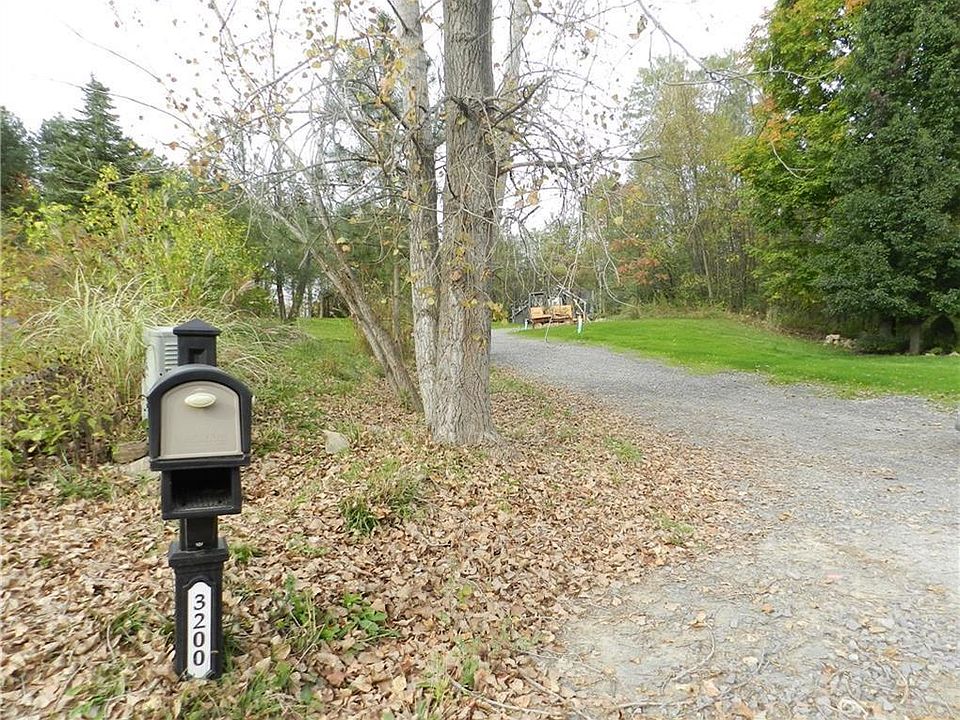 1st image of 3200 Valley Dr