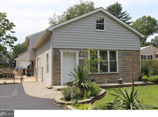 1038 Almonesson Rd, West Deptford, NJ 08093