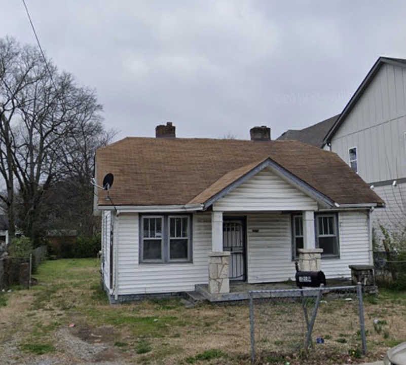 2nd image of 1219 14th Ave S