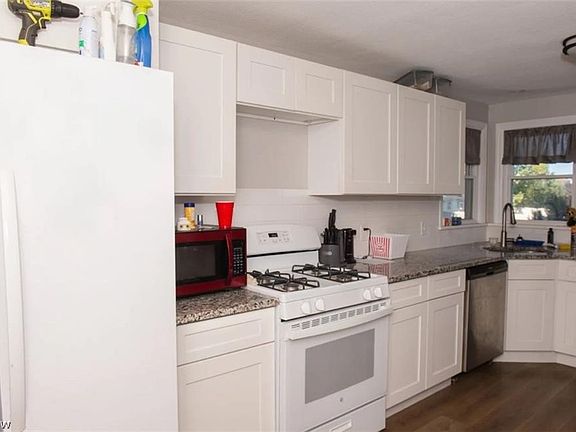 4th image of 531 Audrey Ln