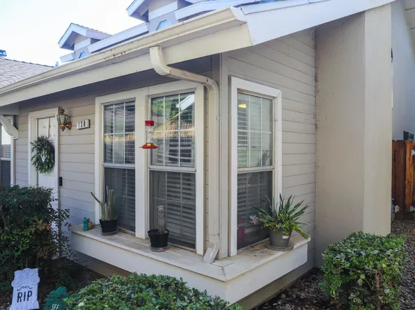 5455 N Marty Ave APT 138, Fresno, CA 93711