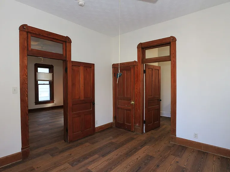 401 Lincoln St — Photo 8