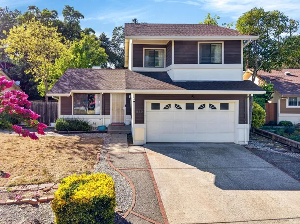 849 Falcon Way, Healdsburg, CA 95448