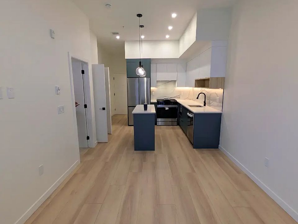 1st image of 6220 Gooseberry Dr #22