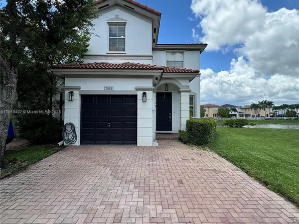 7886 NW 110th Ave, Doral, FL 33178