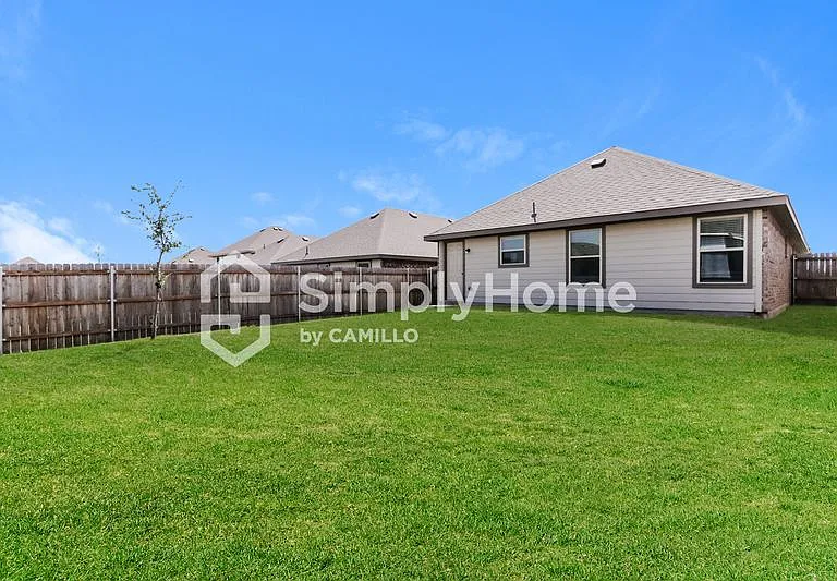 1414 Matthew Dr — Photo 5