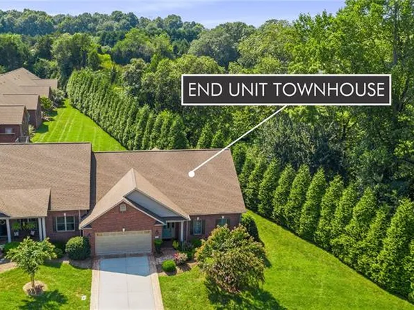 317 8th Ave NE, Conover, NC 28613