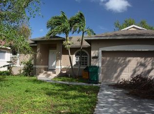 372 3rd Ave, Marco Island, FL 34145