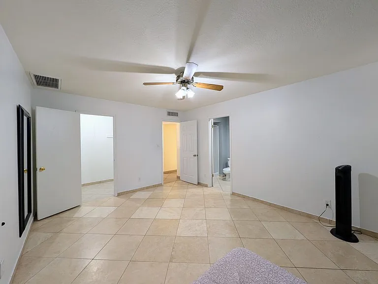 3848 W North Ln — Photo 40