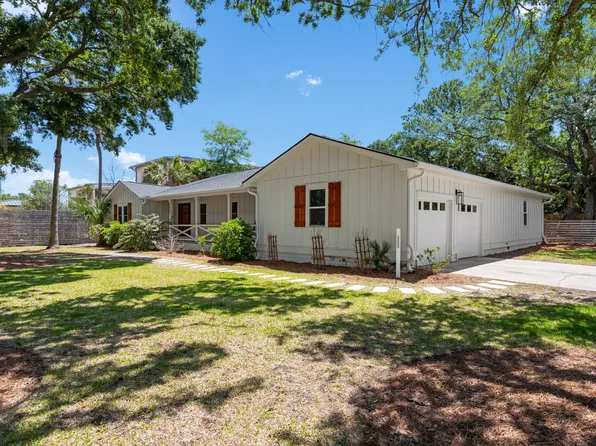 4000 Waterway Blvd, Isle Of Palms, SC 29451