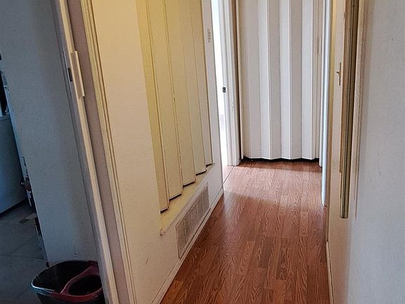 4th image of 1714 S Shelly Dr