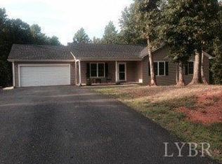 1090 Little Bear Ln, Spout Spring, VA 24593