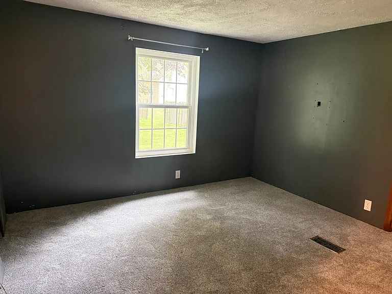 184 Bessor Rd — Photo 20