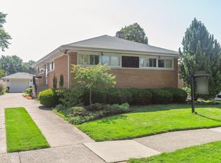 2635 Sunnyside Ave, Westchester, IL