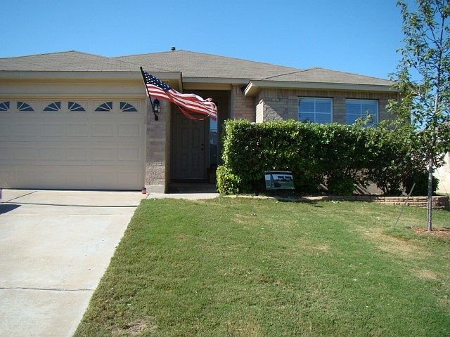 1st image of 1011 Clayton Dr