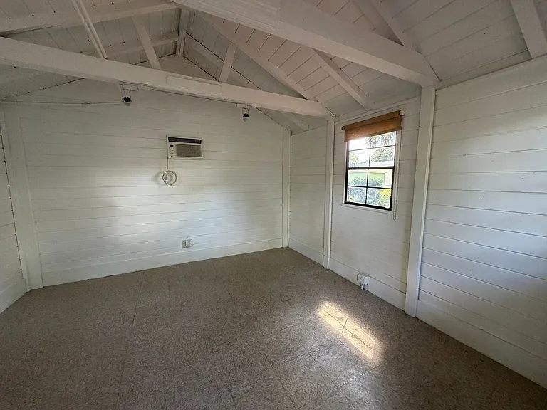 107 Screven St — Photo 27