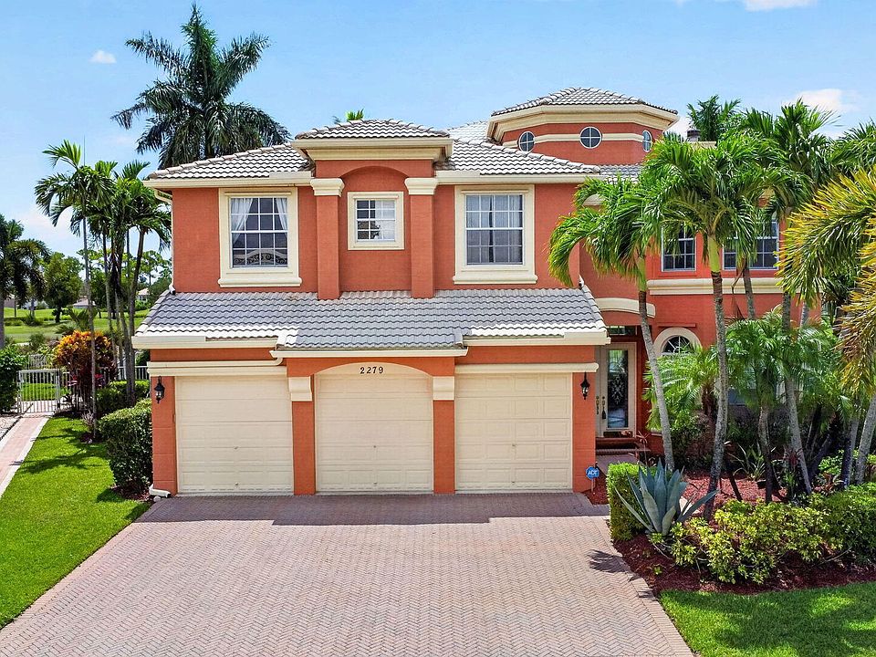 1st image of 2279 Ridgewood Circle