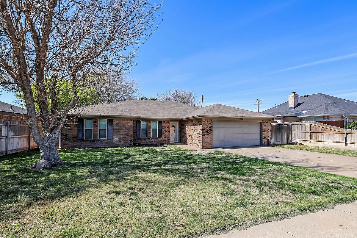 Building Photo - 7902 Gerald Dr
