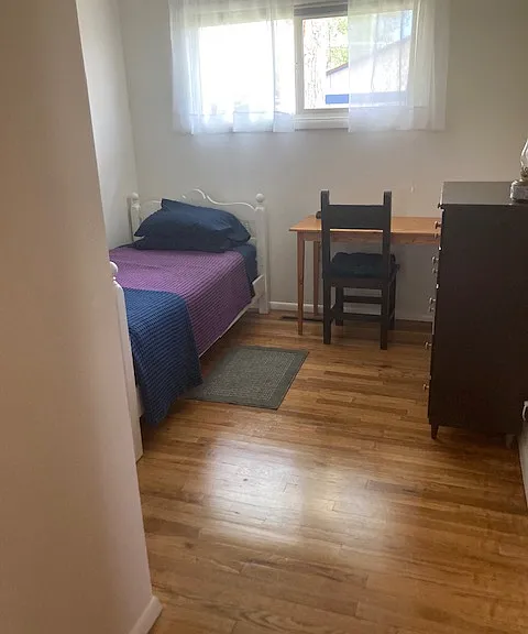 2208 Crestview Dr — Photo 11