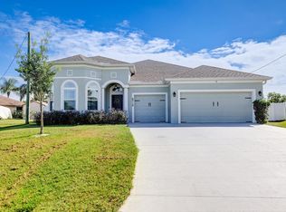 6710 NW Monoco Ct, Port Saint Lucie, FL 34983