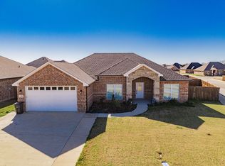 702 Coblestone Cir, Mabank, TX 75147