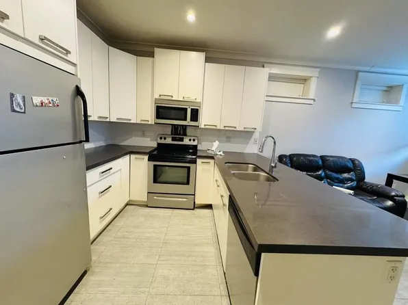2900 W 41st Ave, Vancouver, BC V6N 3C2