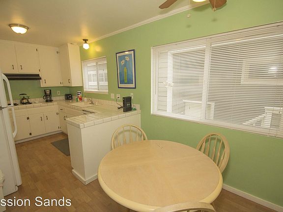4th image of 3675 Bayside Ln