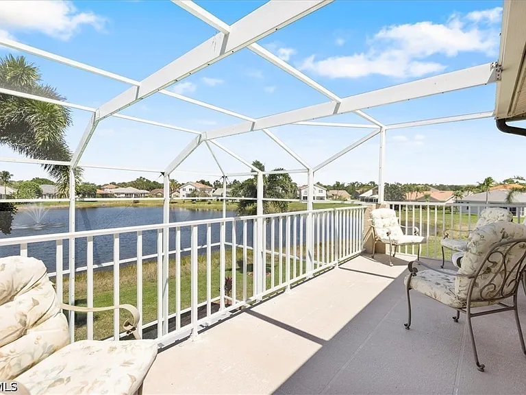 13870 Silver Lake Ct — Photo 17