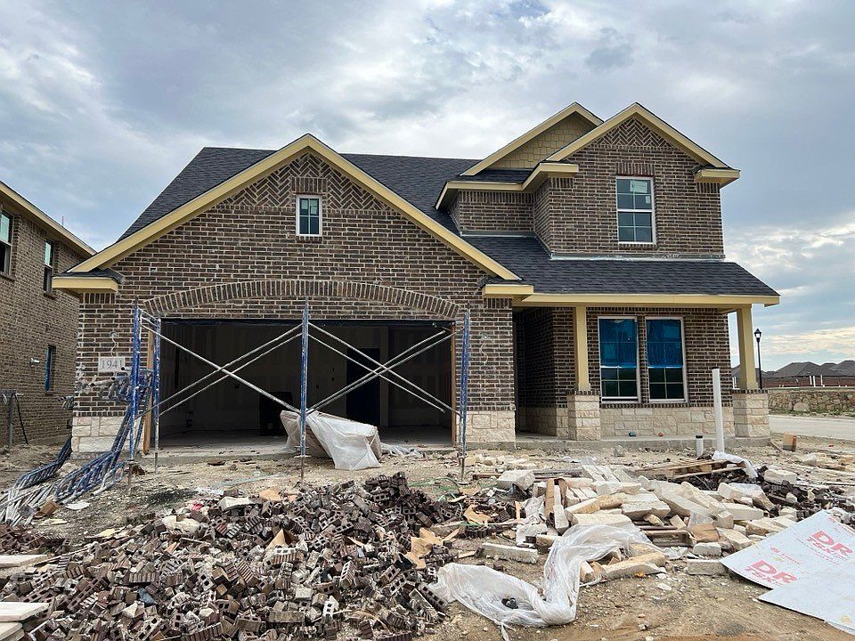 1st image of 1941 Velora Dr
