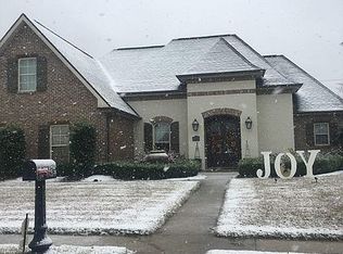 129 Abby Lake Dr, Thibodaux, LA 70301