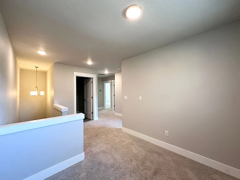11732 SE Golden Eagle Ln — Photo 12