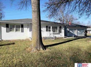 1225 N 18th St, Beatrice, NE 68310