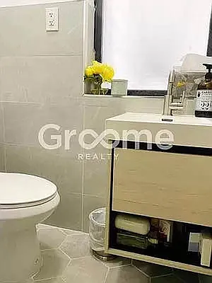 Rented by GROOME REALTY LLC | media 38