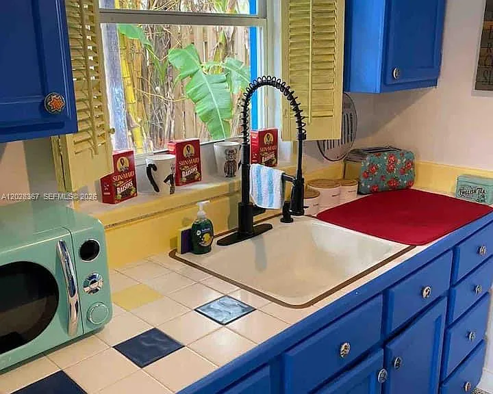 1516 S 17th Ave — Photo 12