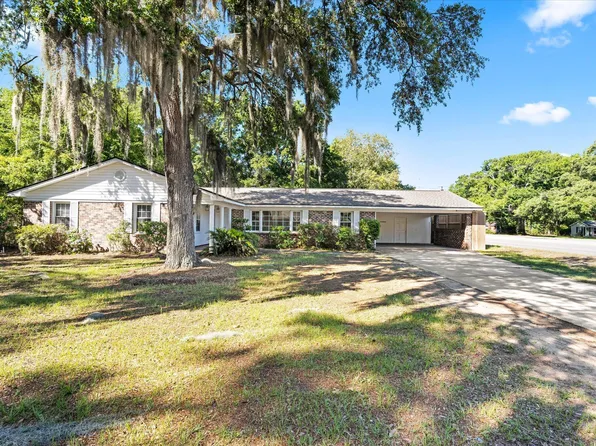1203 Calais Dr, Mount Pleasant, SC 29464