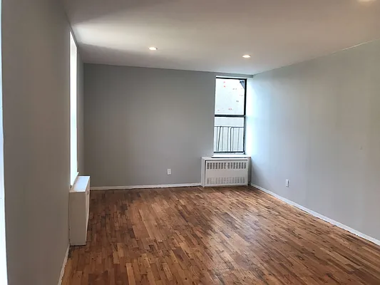 Rented by Bruma Realty LLC | media 8