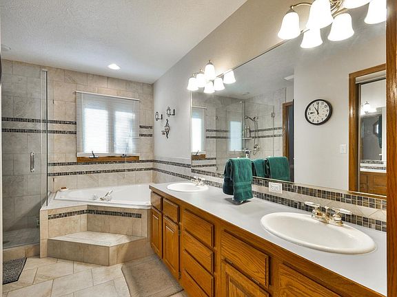 5th image of 7218 W Canberra Street Dr