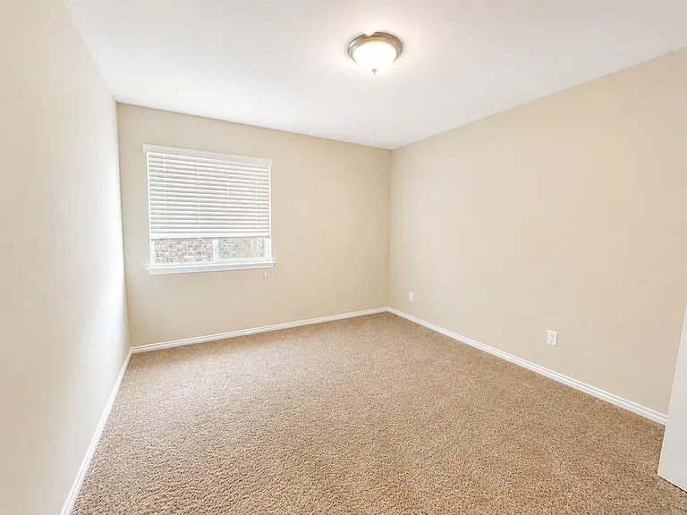 3407 Parkmill Dr — Photo 15
