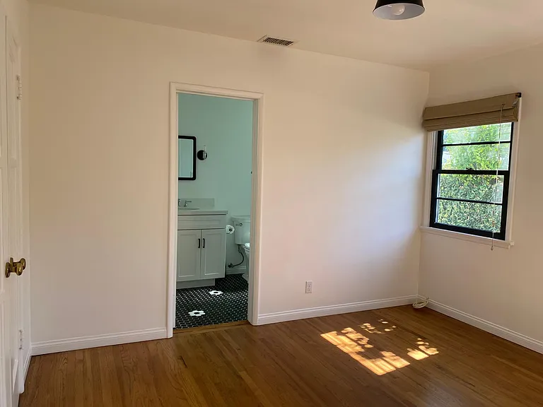 11114 Exposition Blvd — Photo 13