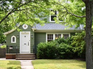 120 Gentian Ave, Providence, RI 02908