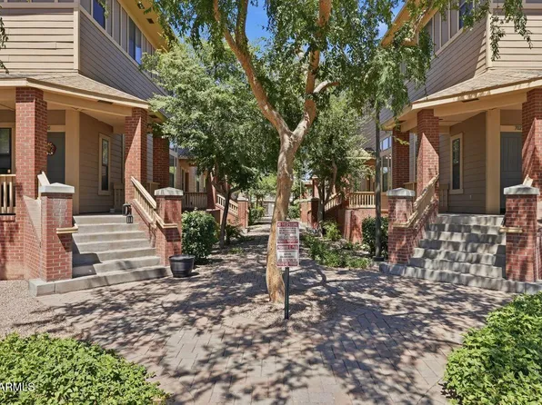 706 S BECK Avenue, Tempe, AZ 85281