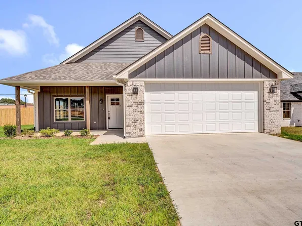 1400 Allison Ln, Lindale, TX 75771