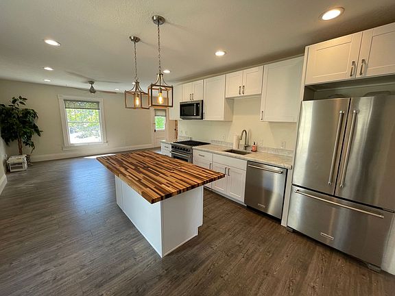 5th image of 22-38 D St #28-3