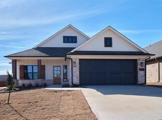 1218 Flint Hills St, Norman, OK 73069