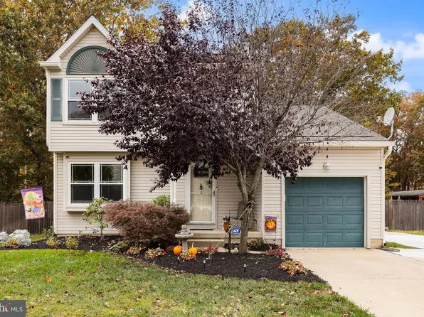 28 Grand Ave, Berlin, NJ 08009