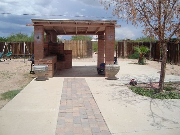 Covered BBQ/Ramada