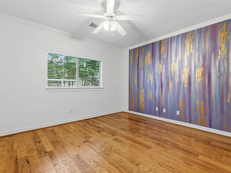 106 Lazy Springs Dr — Photo 32