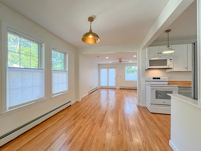 22 Crescent Ave — Photo 23